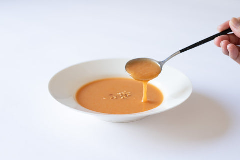 食卓に並ぶ地域産品ギフト